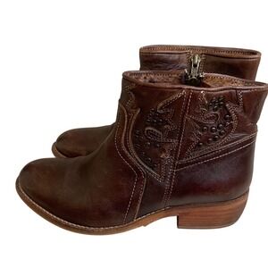Taos Brown‎ Leather Western Ankle Boots Studded Embroidered Size 37 EU Womens